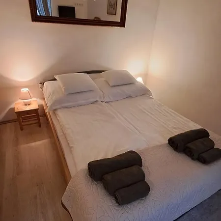 White Nest Daire